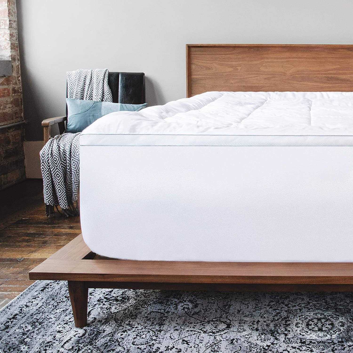 ViscoSoft 4 inch Pillow Top Memory Foam Mattress Topper