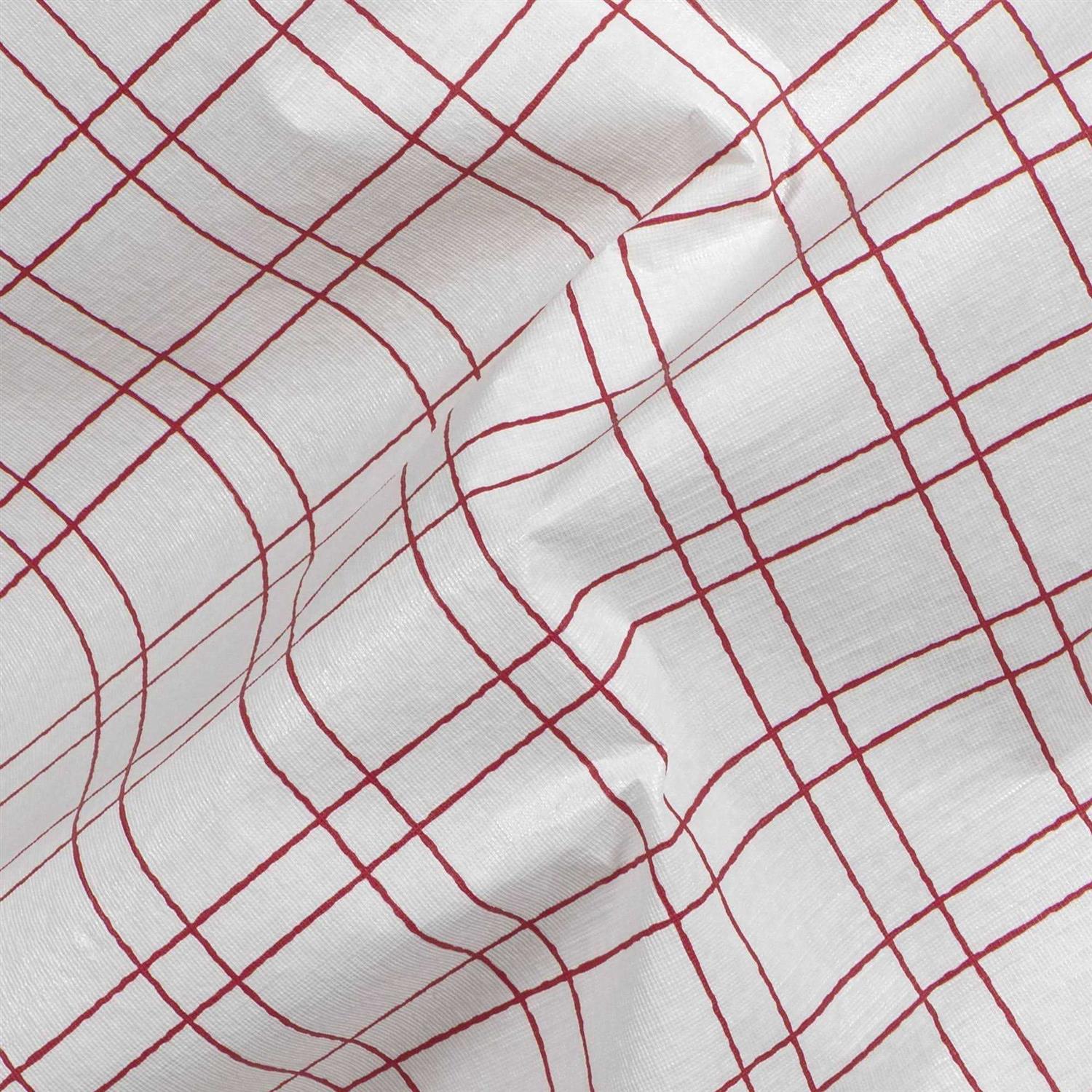 Wondershop 84×60 Christmas PEVA Plaid Tablecloth