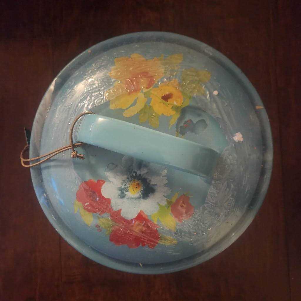 The Pioneer Woman Breezy Blossoms 9.5-inch Potato Keeper