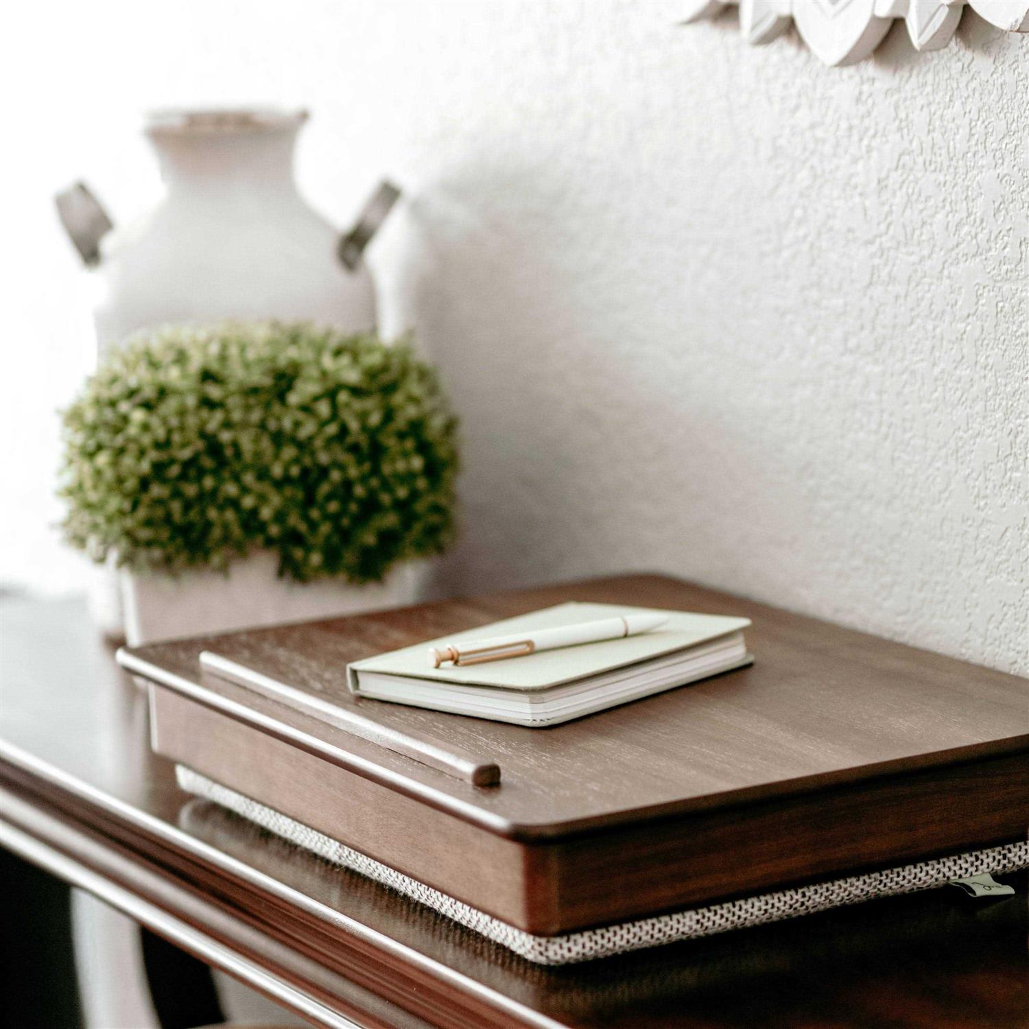 Rossie Home Acacia Wood Easel Lap Desk with Storage