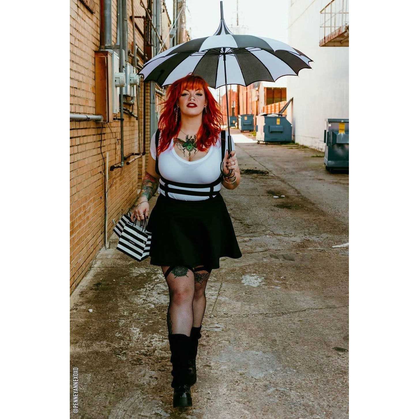 Batwing Pagoda Umbrella — umbrellas VampireFreaks