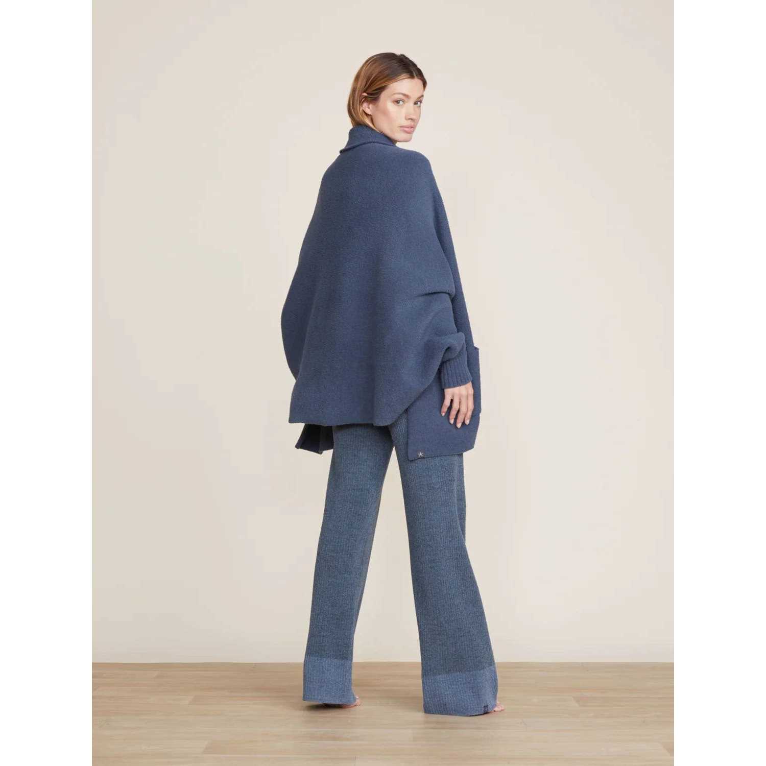 Barefoot Dreams CozyChic Blanket Wrap