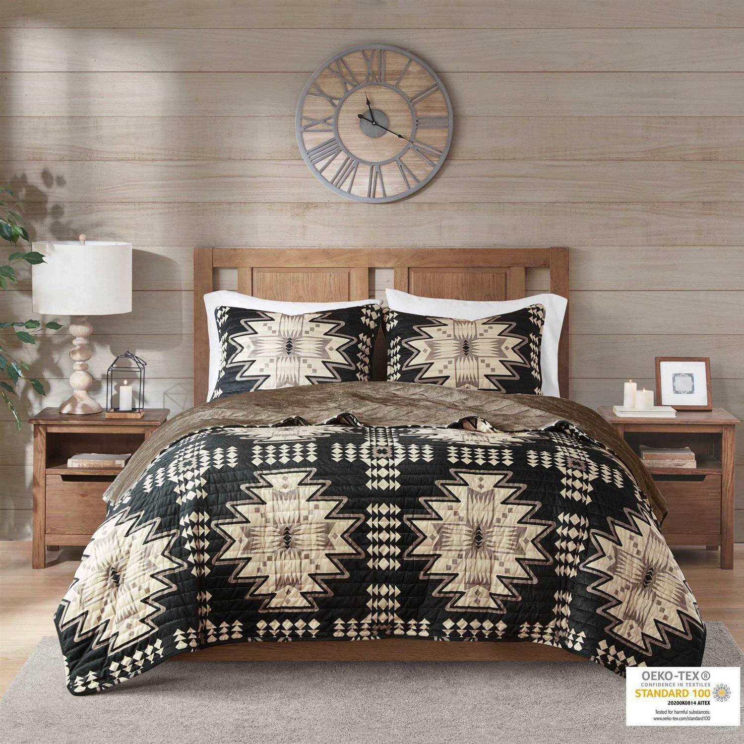 Woolrich Sierra Oversized Print Plush Quilt Set