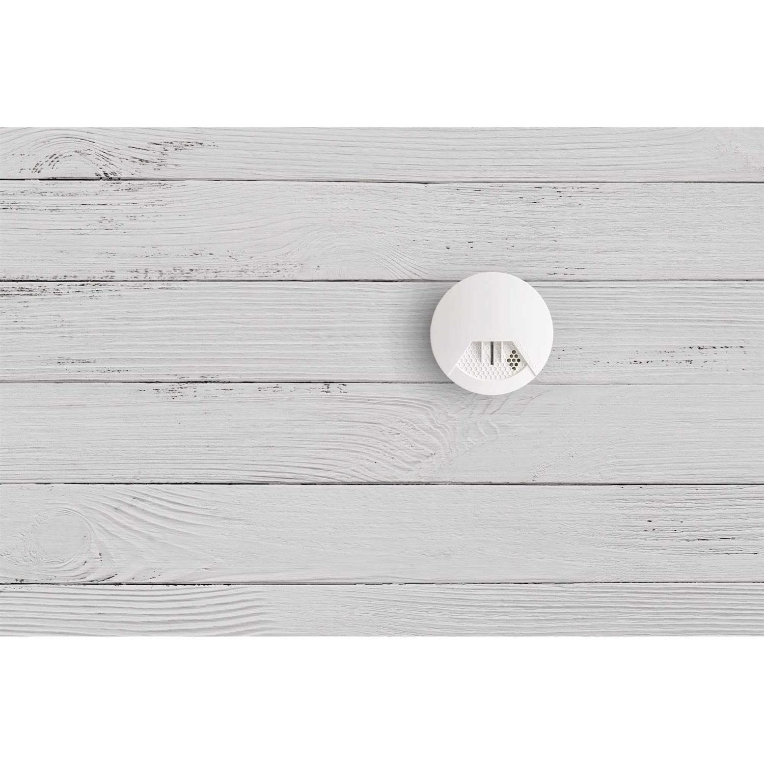 SimpliSafe Smoke Detector