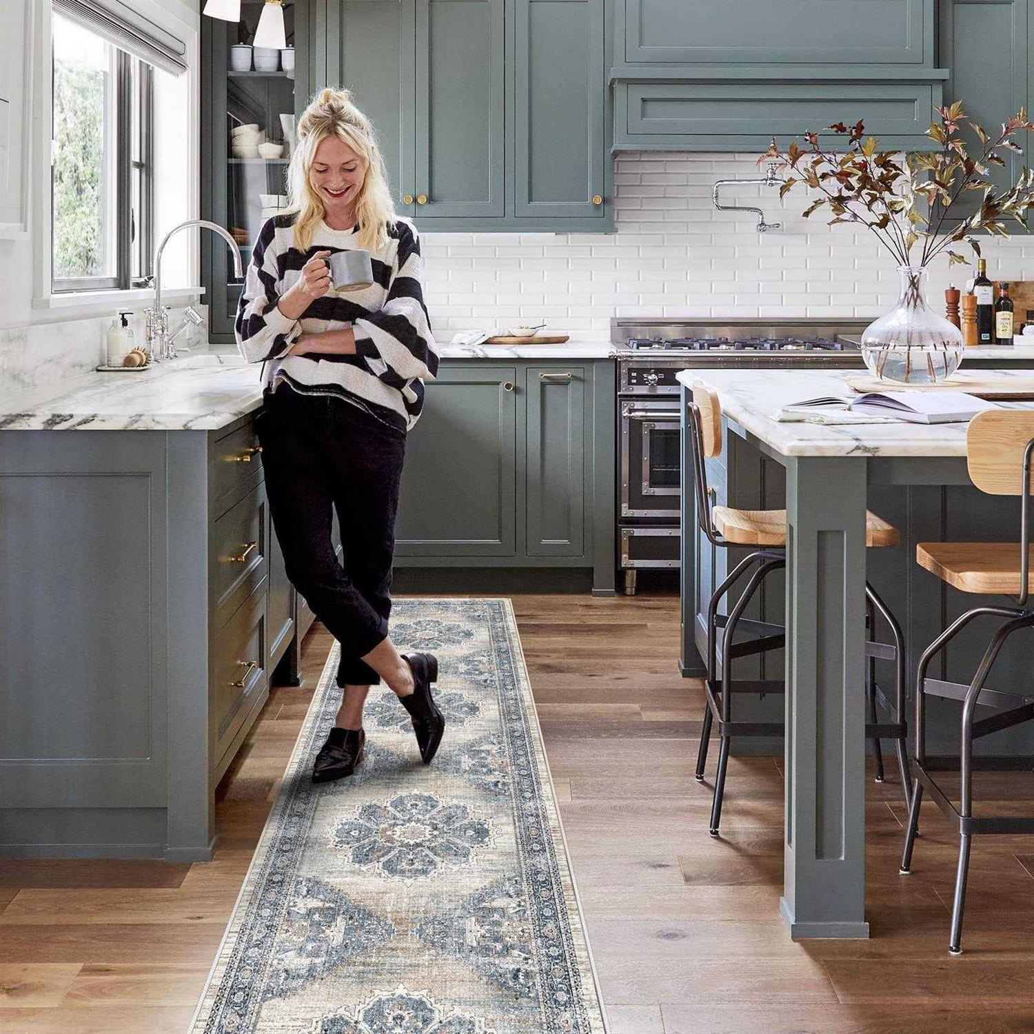 Youfortong Runners for Hallways Soft Kitchen Rug Non Slip Rug Runner with Rubber Backing for Bathroom Washable Non Shedding Farmhouse Runner Rug