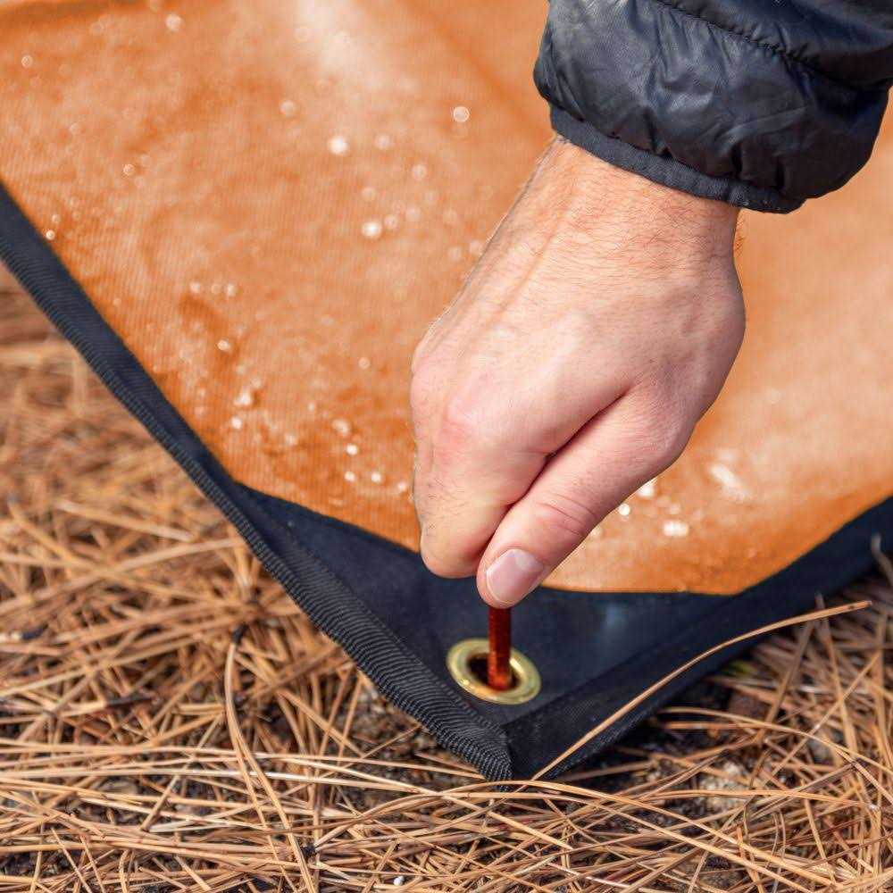 Arcturus XL Survival Tarp Insulated Reflective Thermal Camping Tarp