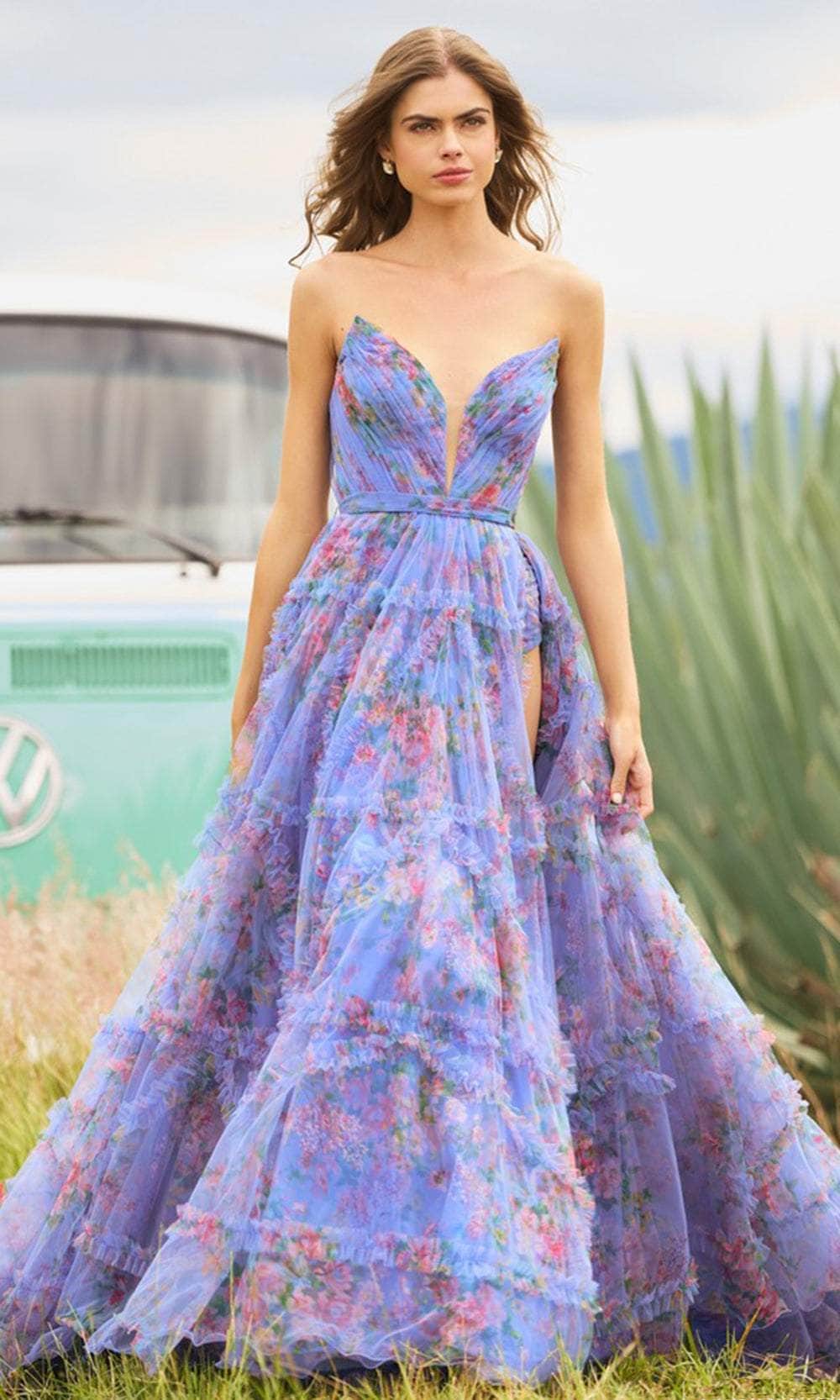 V-Neck Strapless Prom Gown