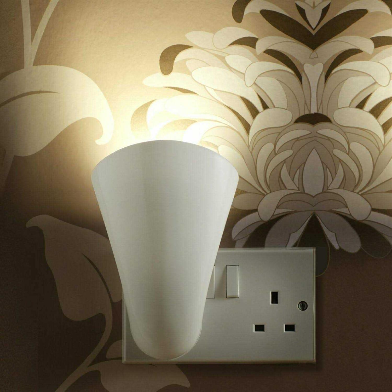 auraglow Plugin GU10 Spotlight Uplighter Wall Sconce Wash Light Plug Socket outlet Uplight Lamp *no led bulb included*