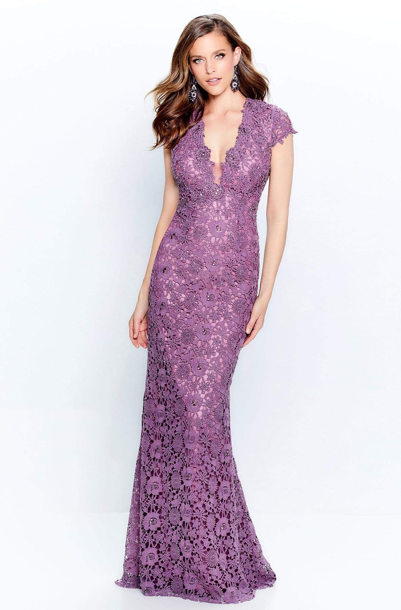 120912 Lace Plunging V-Neck Sheath Dress