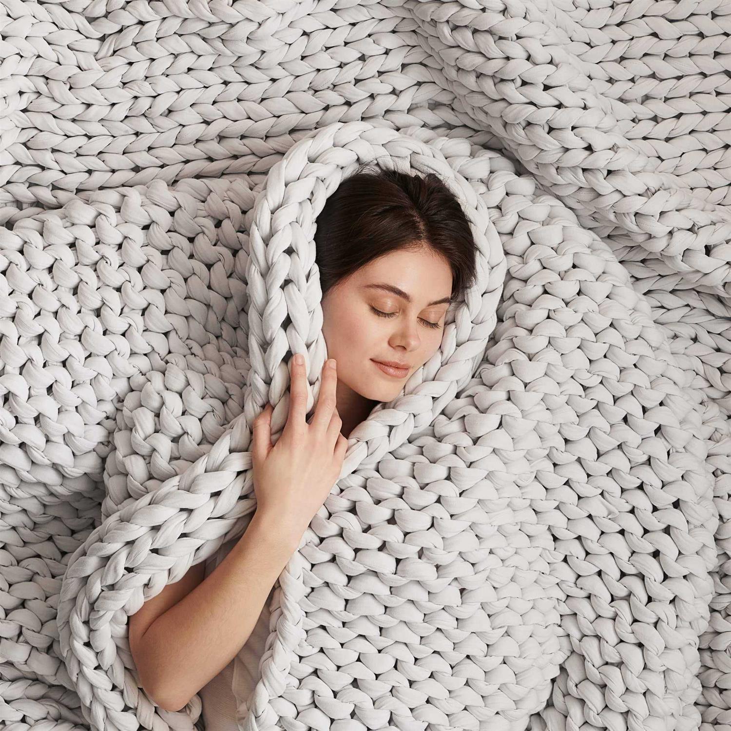 Bearaby Organic Cotton Weighted Knit Blanket