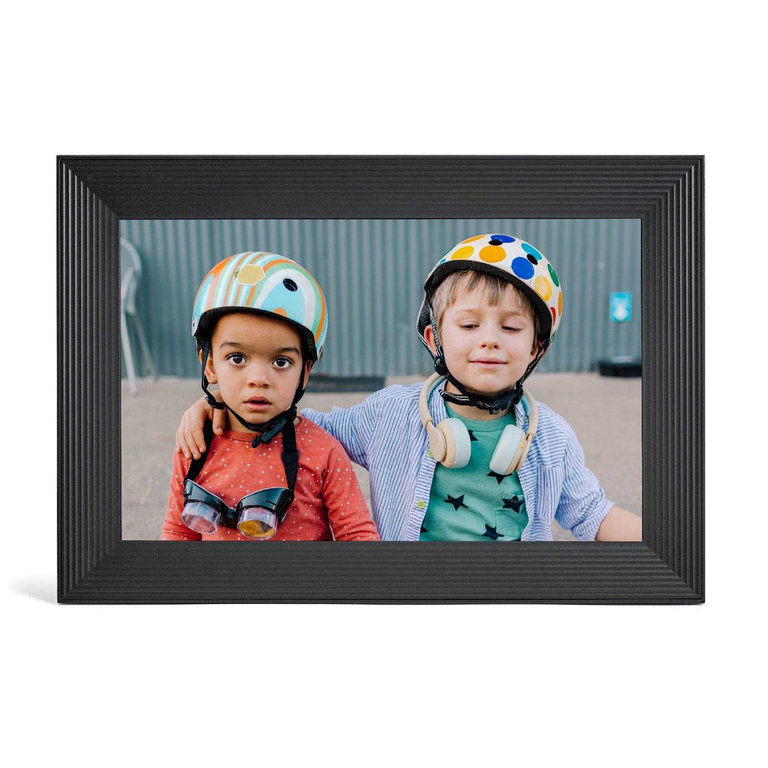 Aura Carver Digital Picture Frame