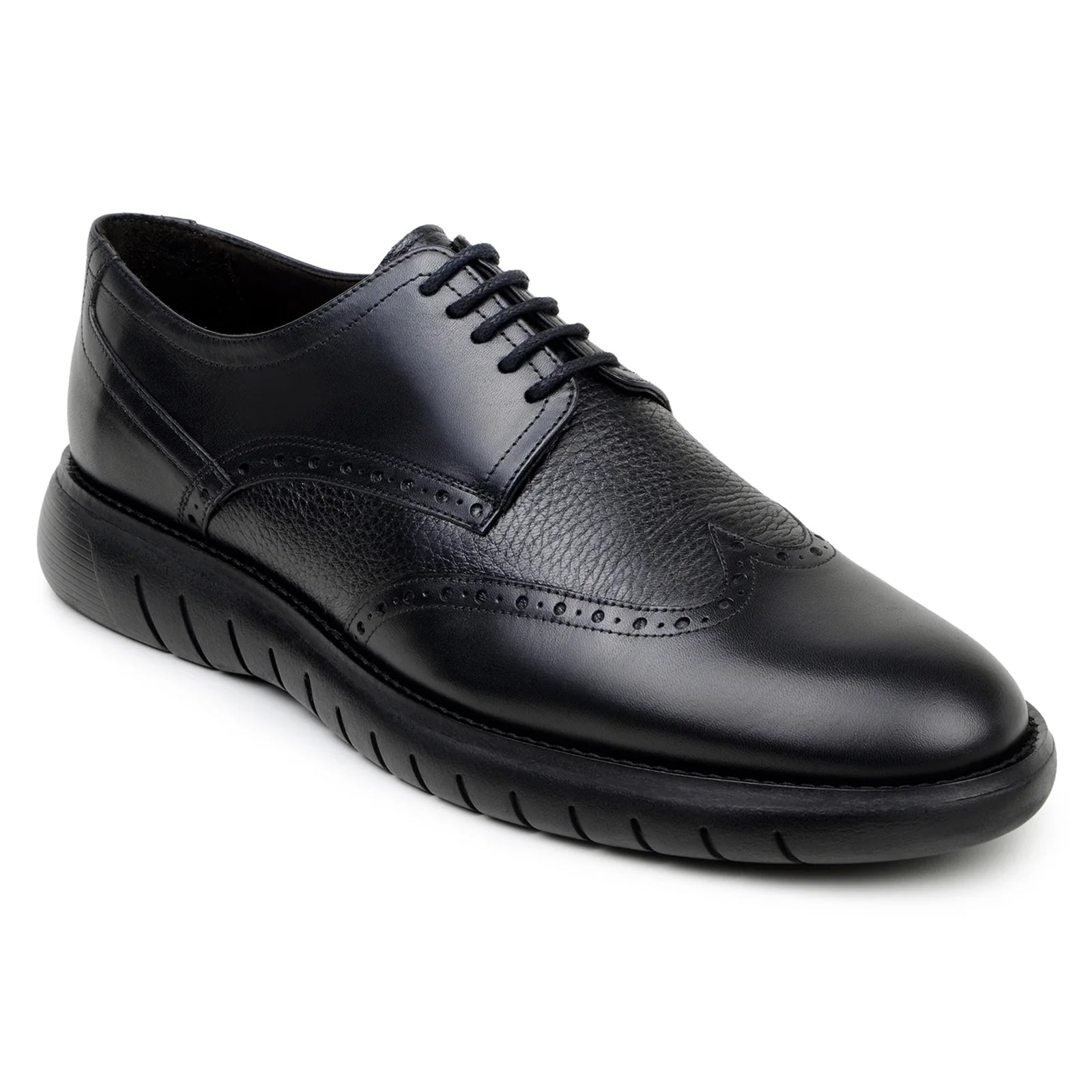 Men’s Belvedere Enzo Nappa Leather Casual Wingtip Dress Shoe in Black