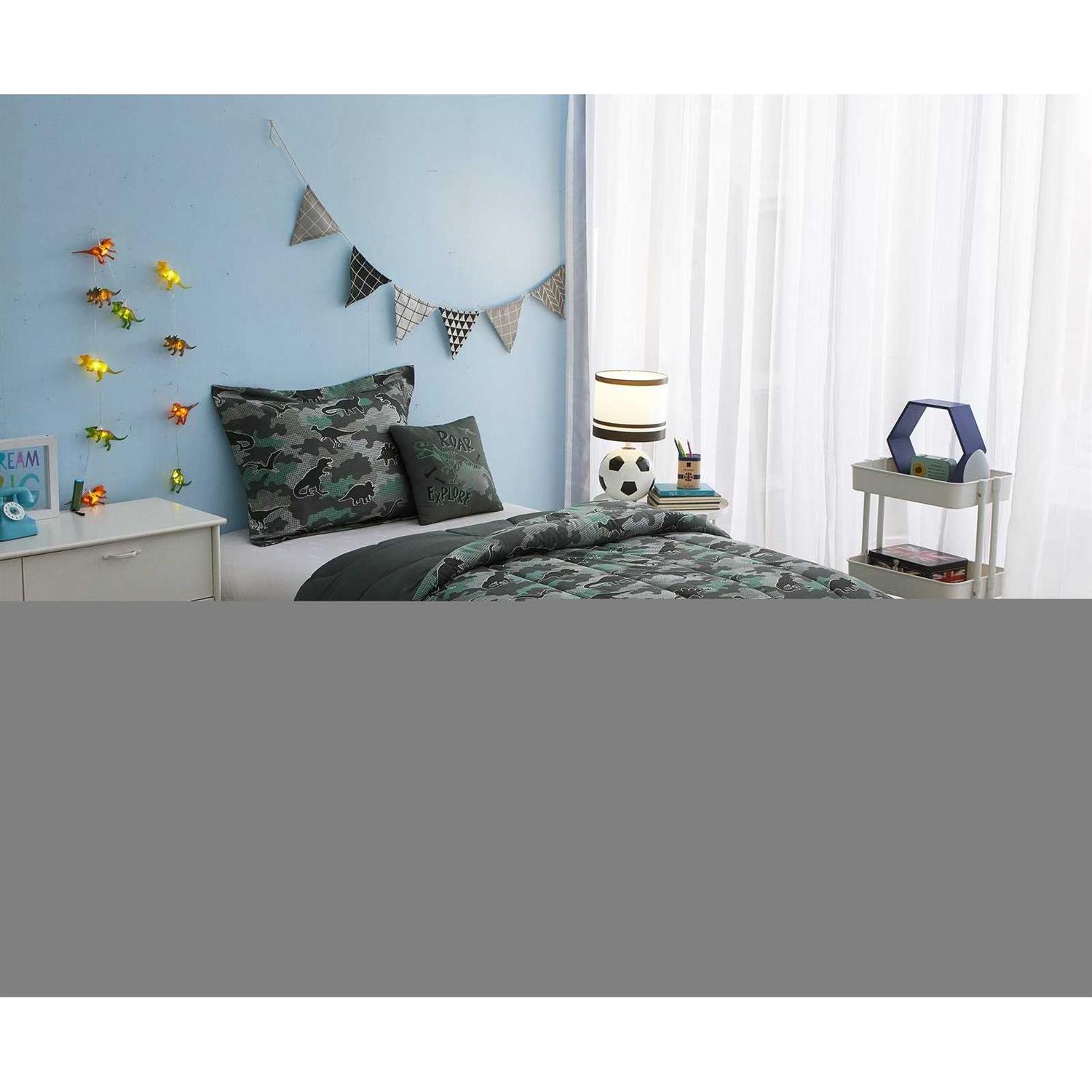 Your Zone 5 Piece Glow In the Dark Comforter Set with Bonus String Light
