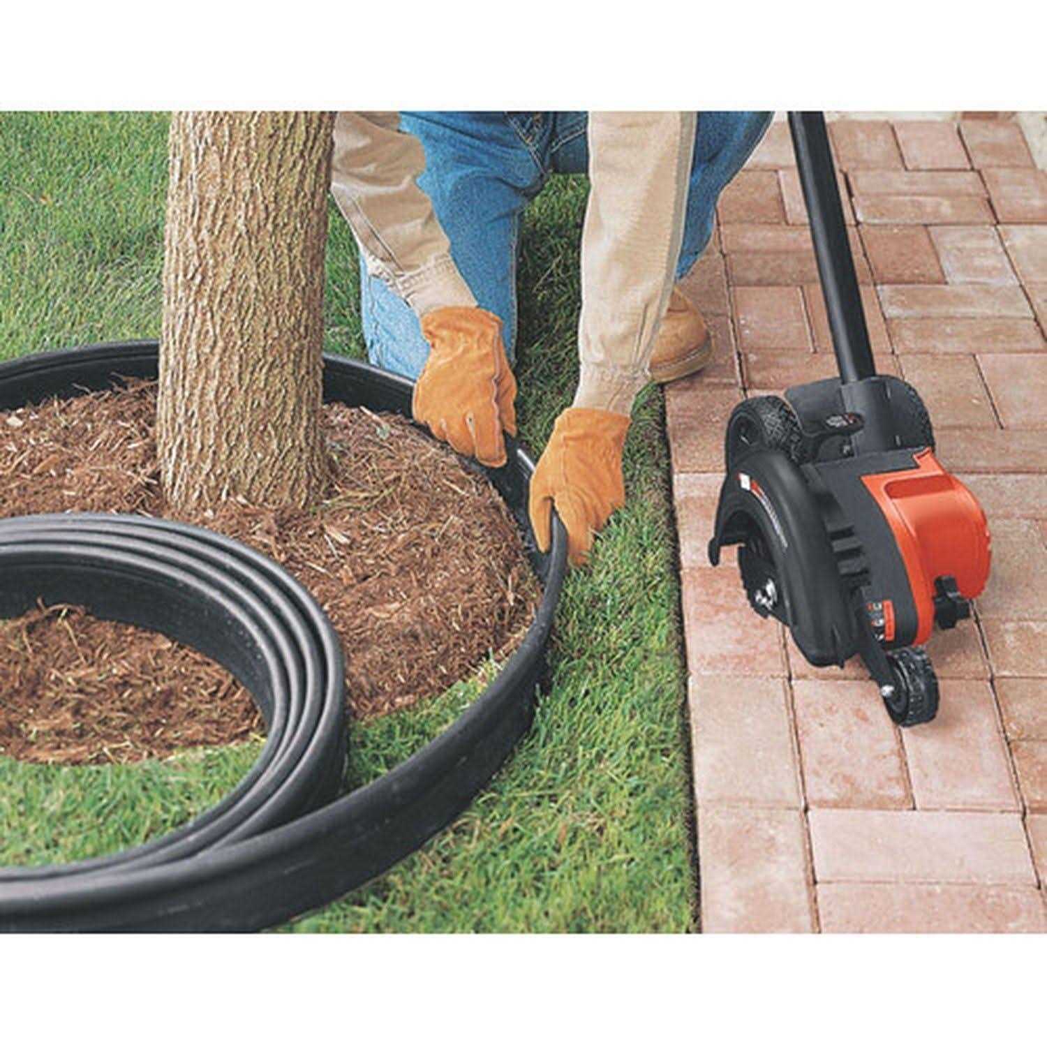 Black & Decker LE750 2-in-1 Landscape Edger