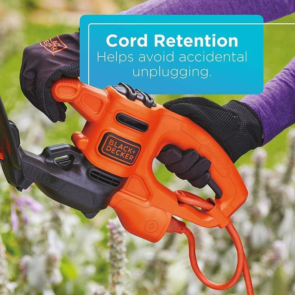 BLACK+DECKER Electric Hedge Trimmer BEHT150