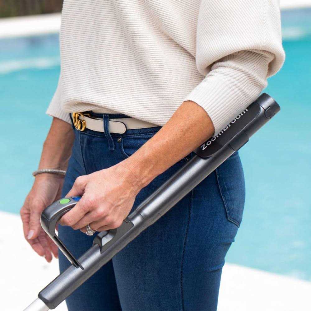 ZoomBroom Lightweight Cordless Stick Blower for Outdoor Living Areas