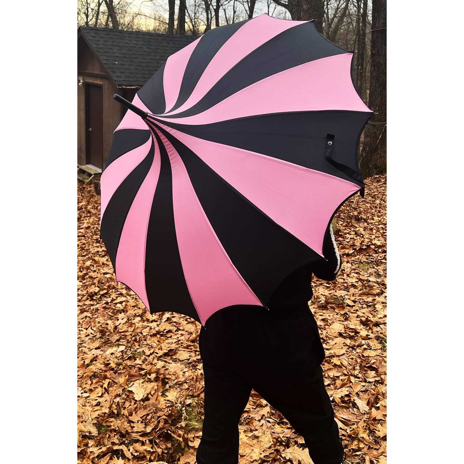 Batwing Pagoda Umbrella — umbrellas VampireFreaks