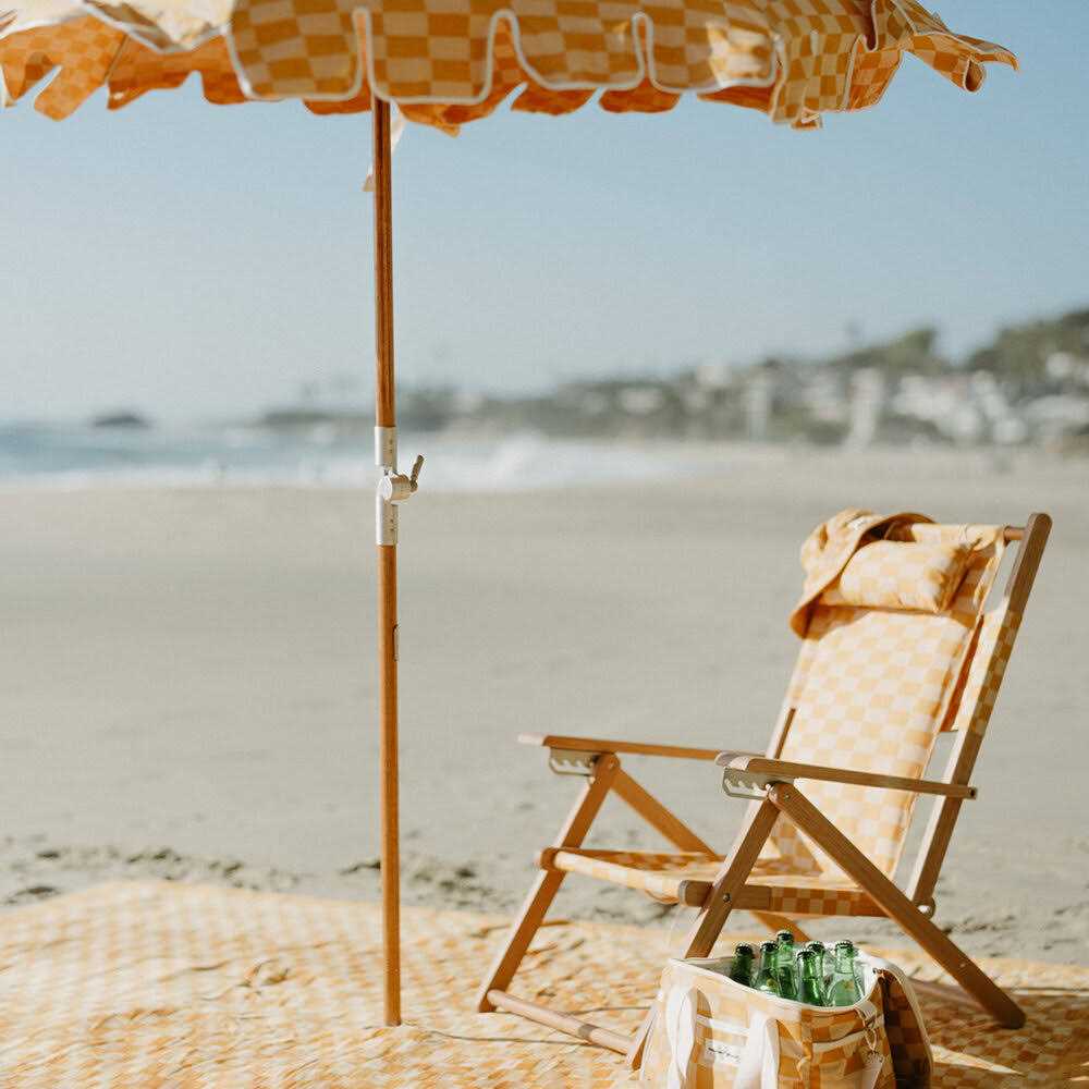 Business & Pleasure Co The Premium Beach Umbrella