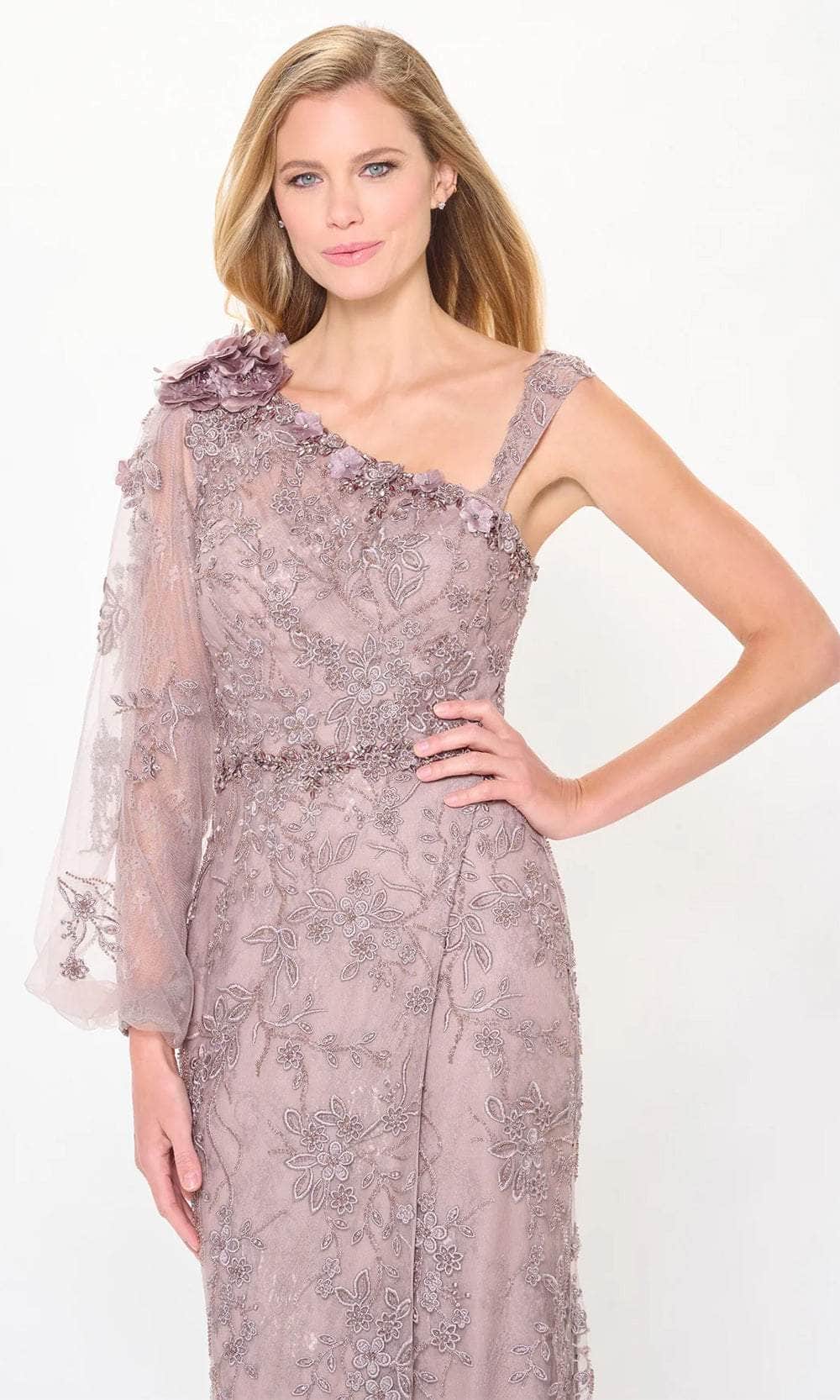 Bishop Sleeve Applique Evening Dress