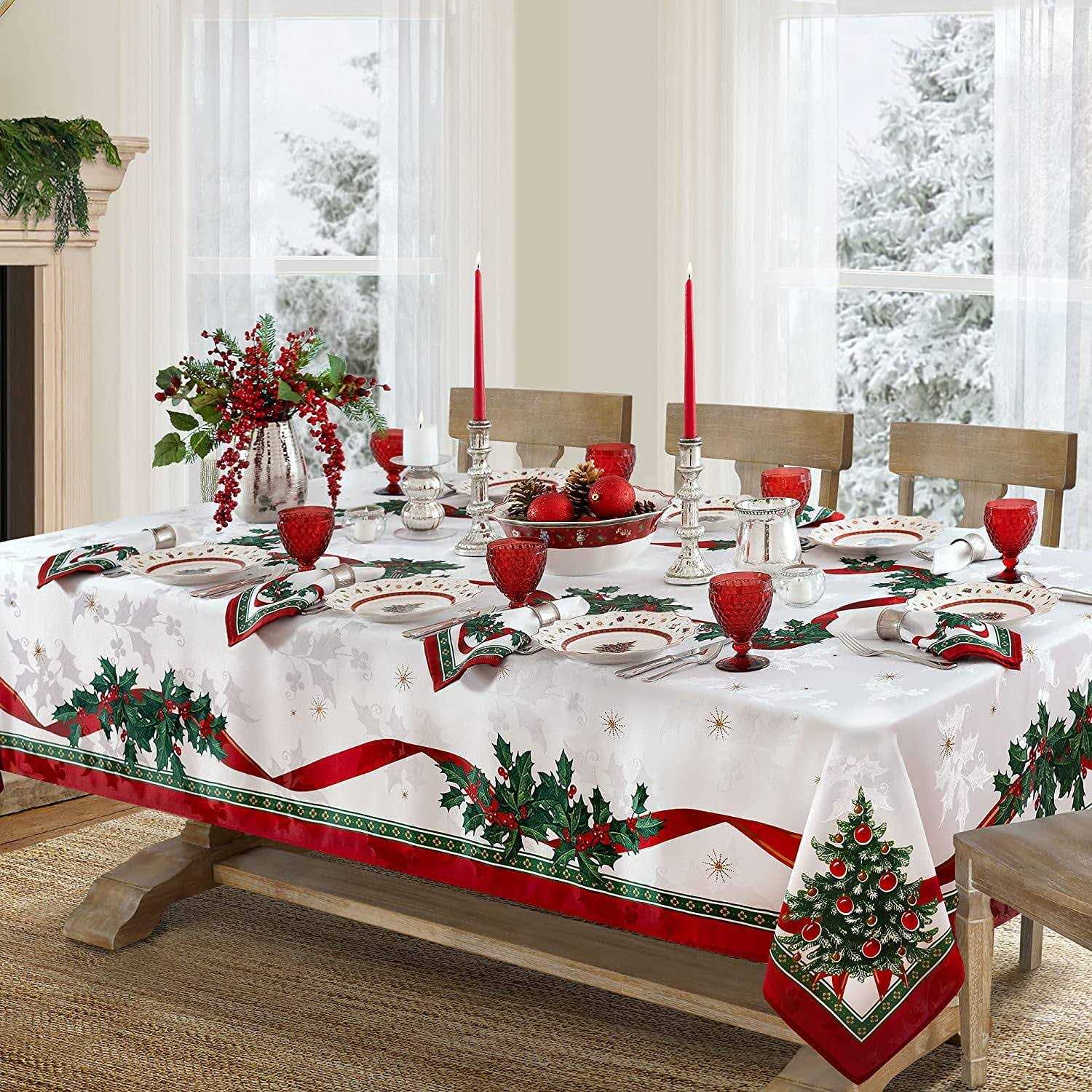 Villeroy & Boch Toy’s Delight Engineered Fabric Tablecloth