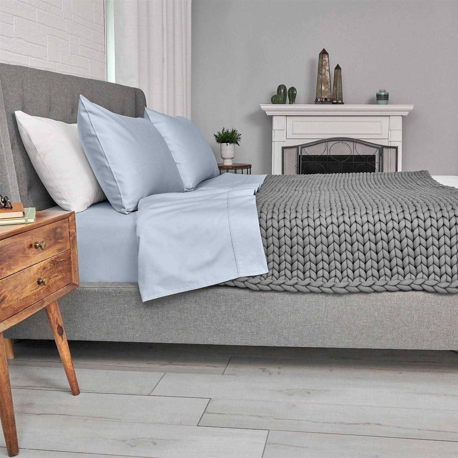 Tranquility 12-lbs. Chunky Knit Weighted Blanket