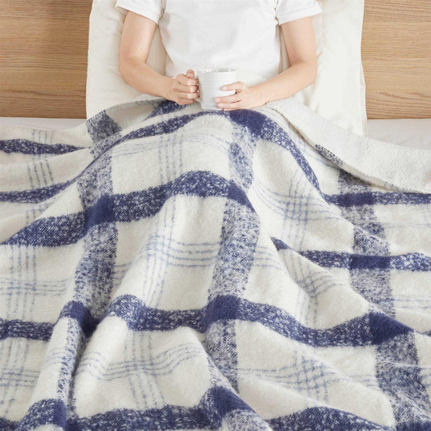 Woolrich Bloomington Faux Mohair to Sherpa Throw