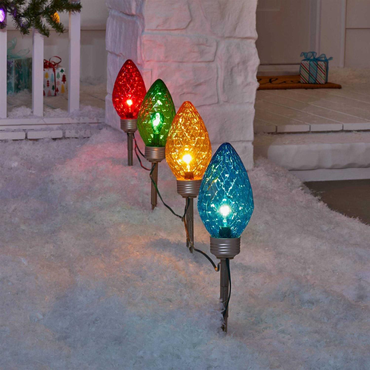 Wondershop 4pc Faceted C9 Big Bulb Christmas Pathway Light