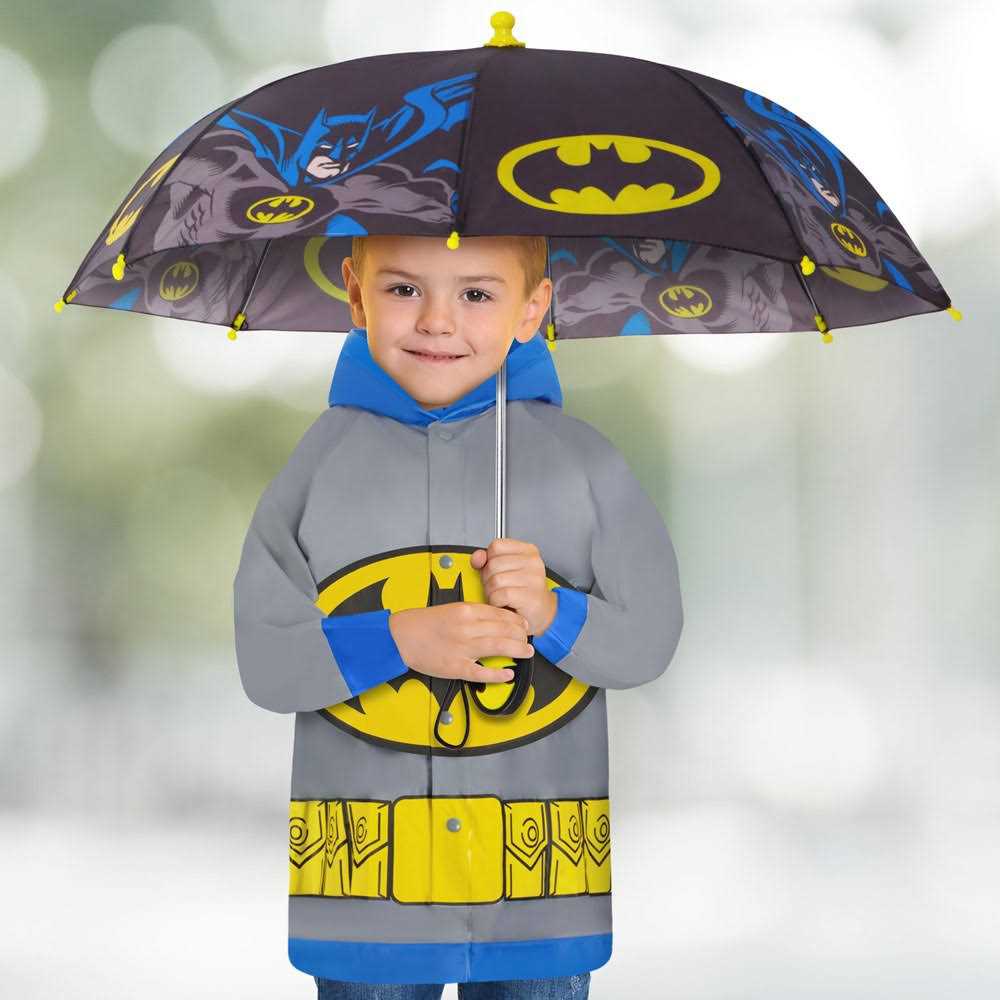 DC Comics Batman Boy’s Umbrella and Raincoat Set