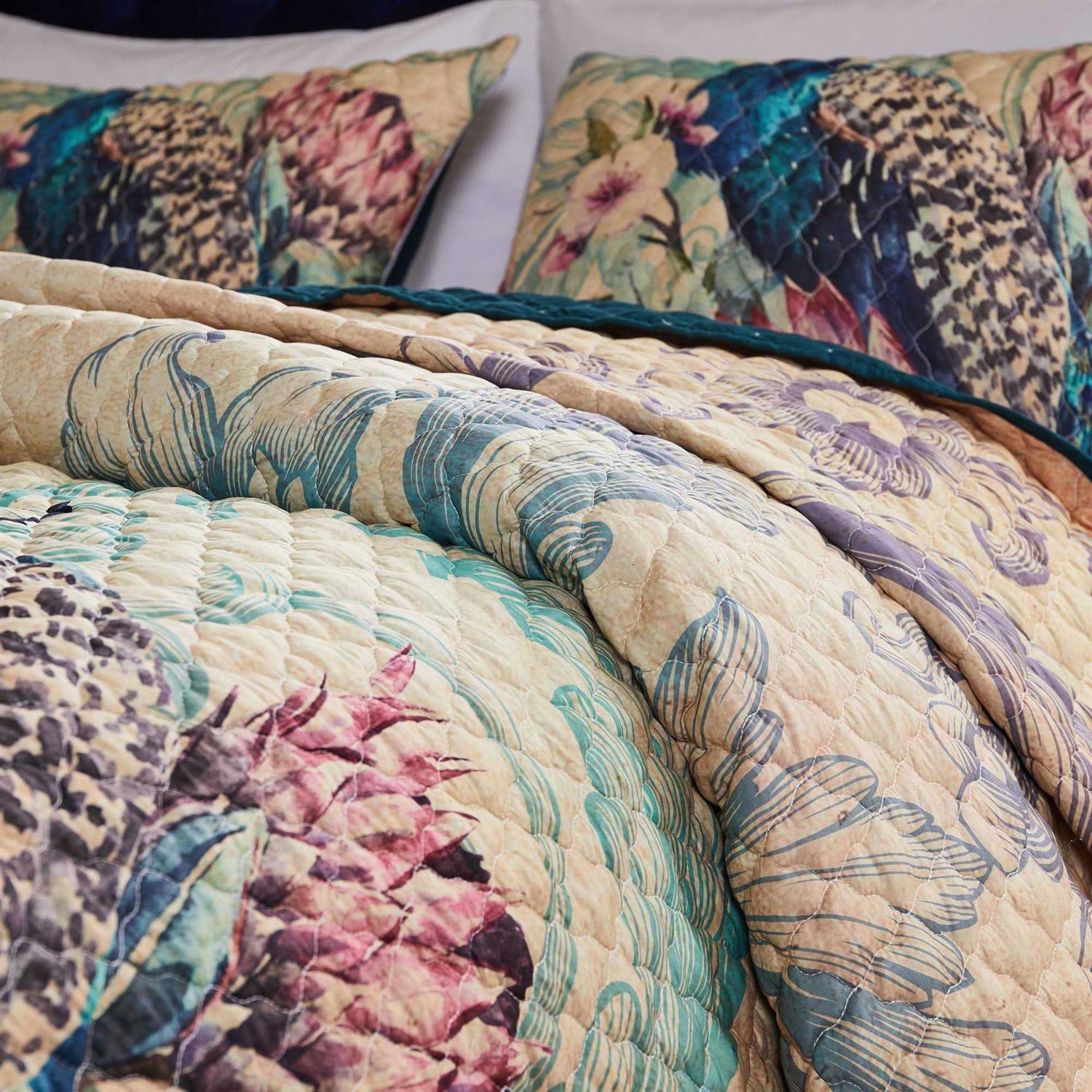 Barefoot Bungalow Eden Peacock Quilt Set