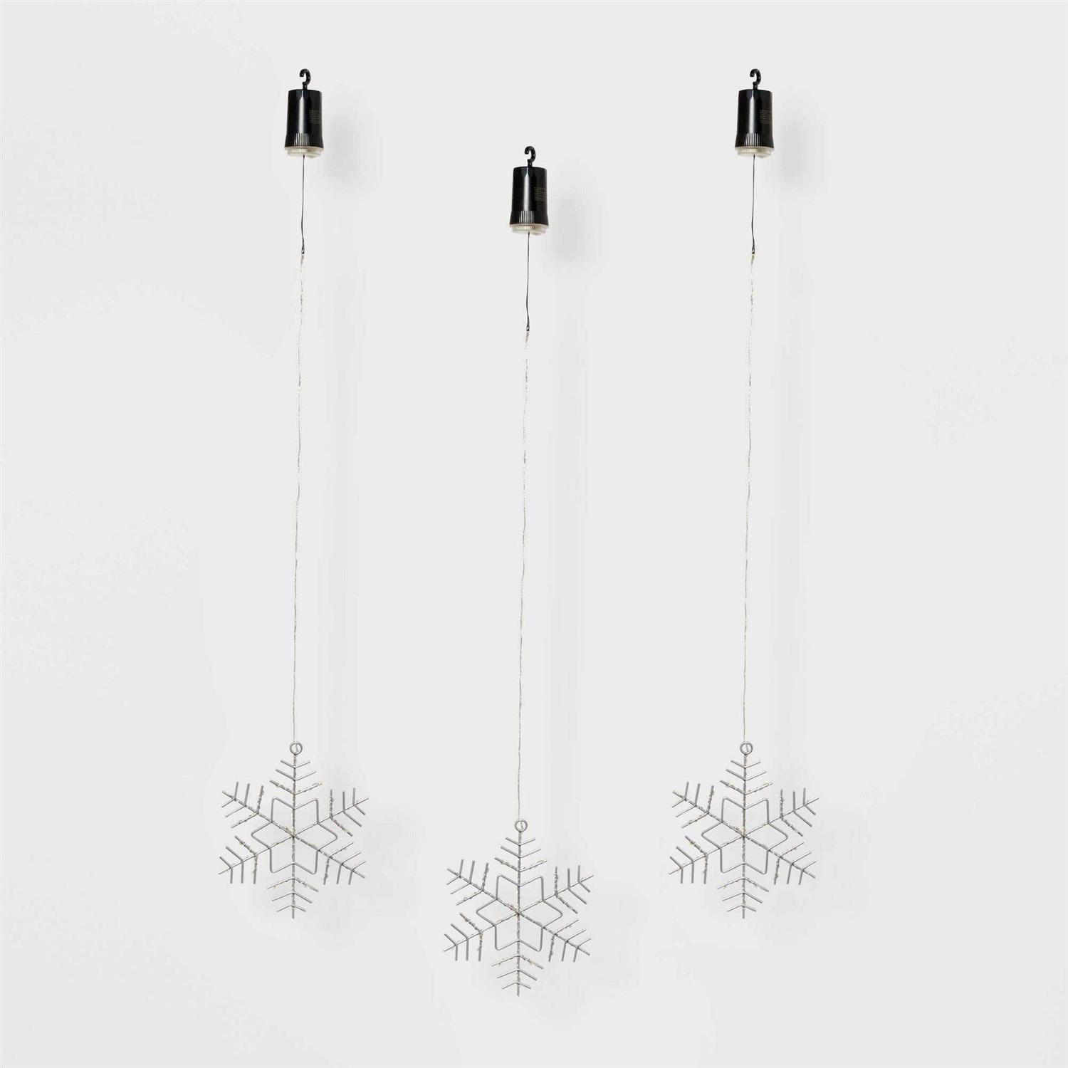 Wondershop 3pk Battery Operated LED Hanging Metal Snowflake Lights