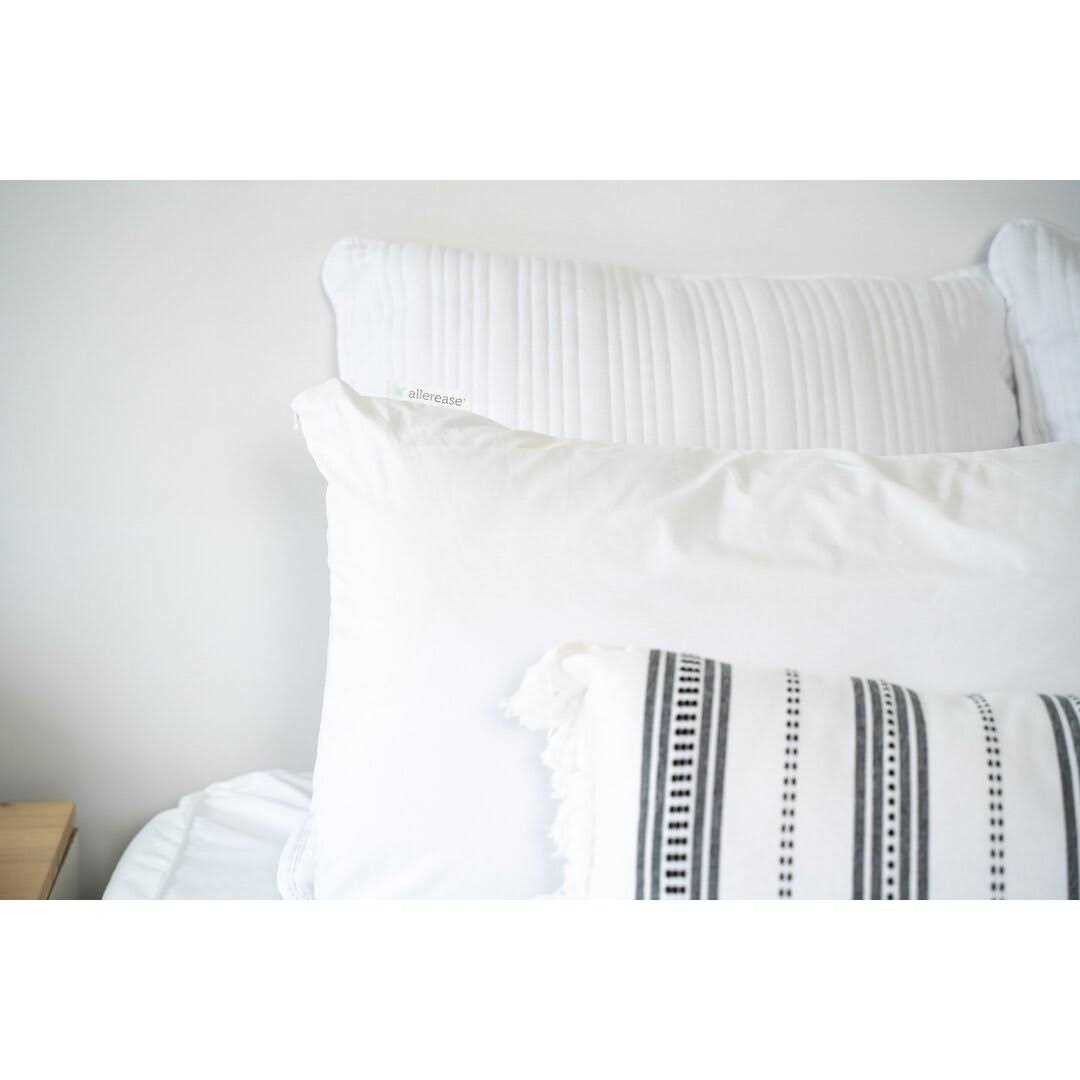 Allerease Maximum Allergy Pillow Protector