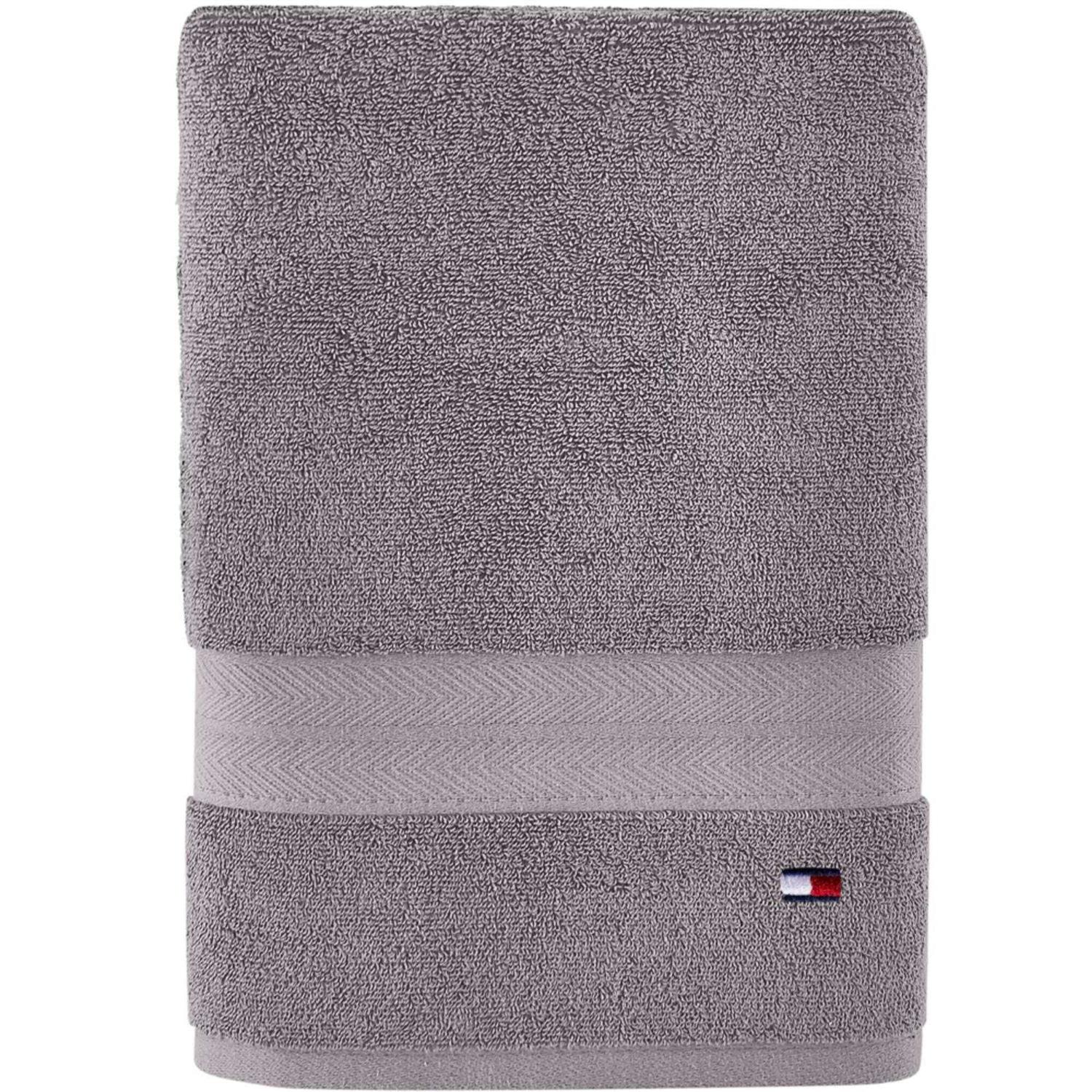 Tommy Hilfiger Modern American Solid Towel