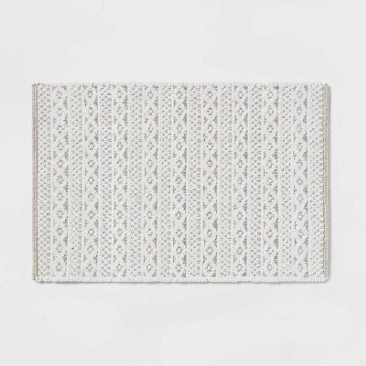 20×32 Chenille Bath Rug Gray/White