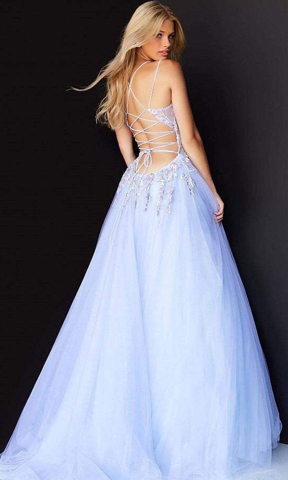 06207 Tulle Voluminous Crisscross Gown