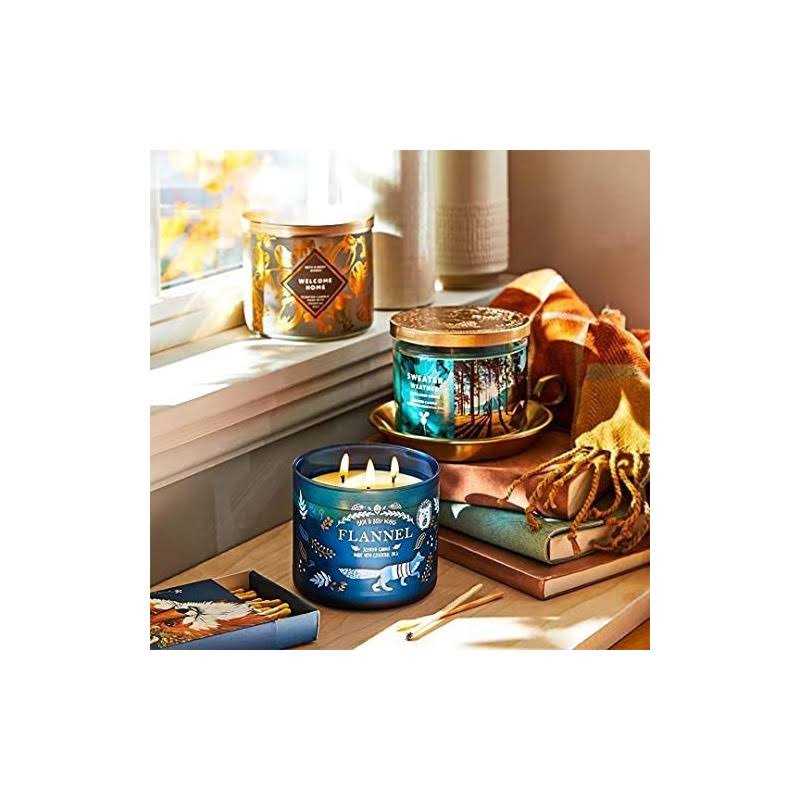 Bath & Body Works White Barn 3 Wick Candle In Mahogany Teakwood High Intensity