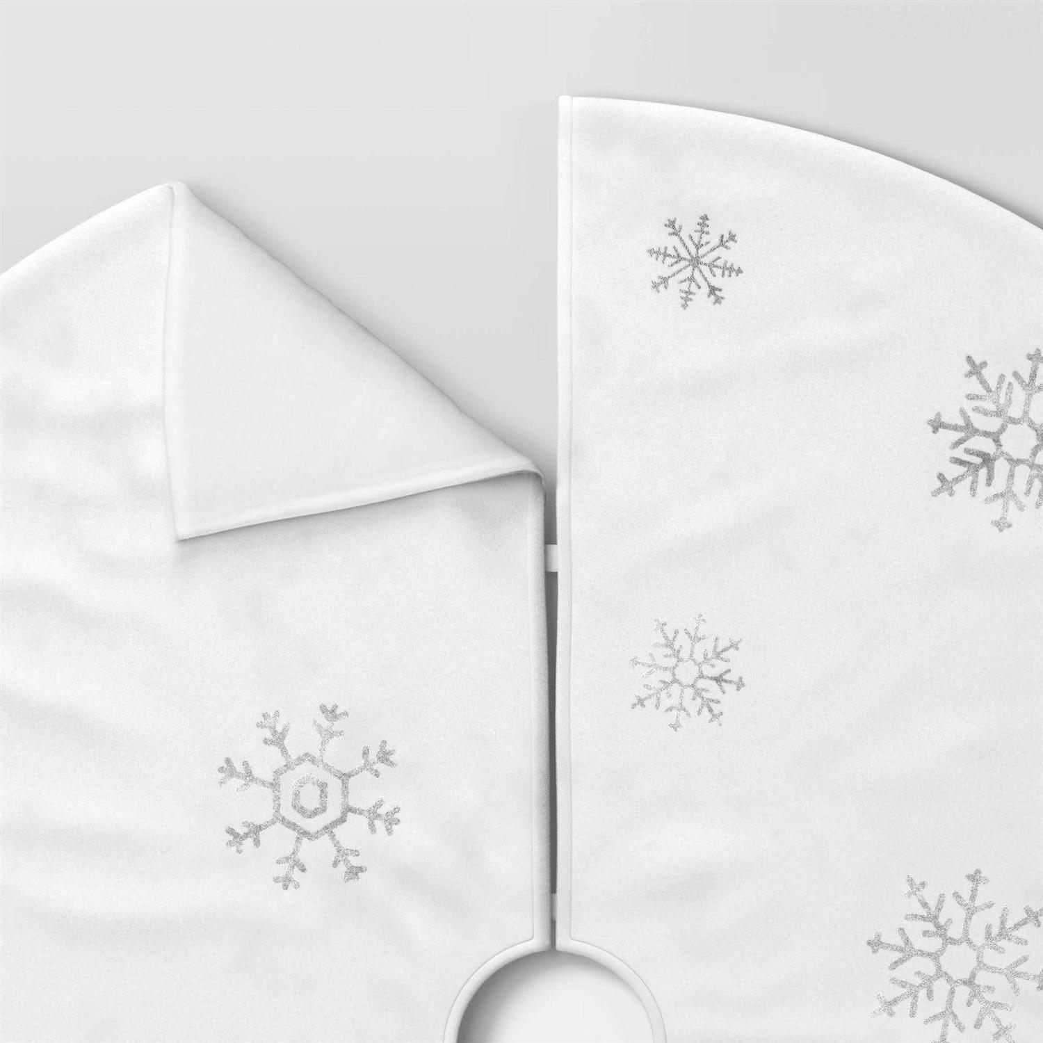 Wondershop 48 Christmas Tree Skirt with Metallic Snowflakes White