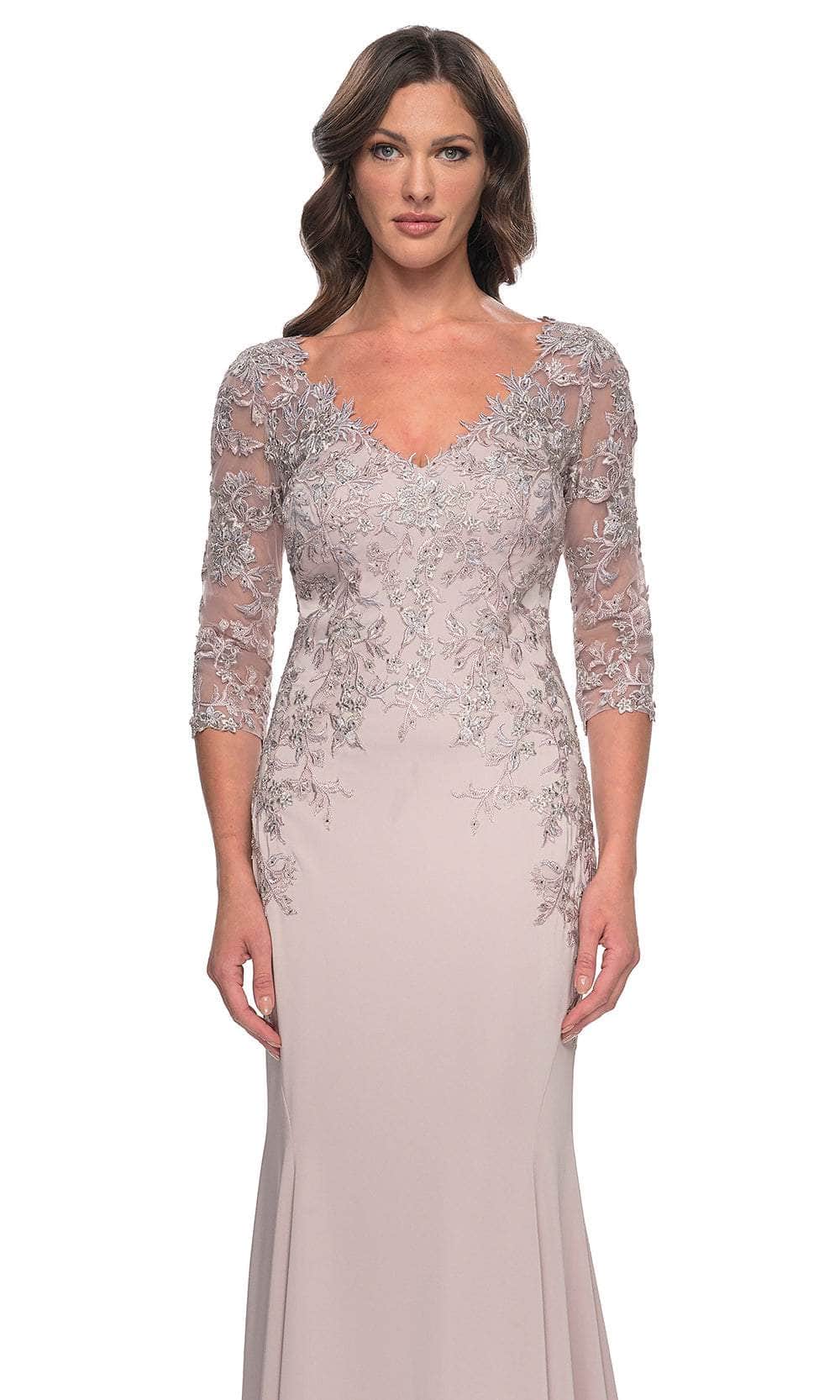 Lace Applique Quarter Sleeve Evening Gown