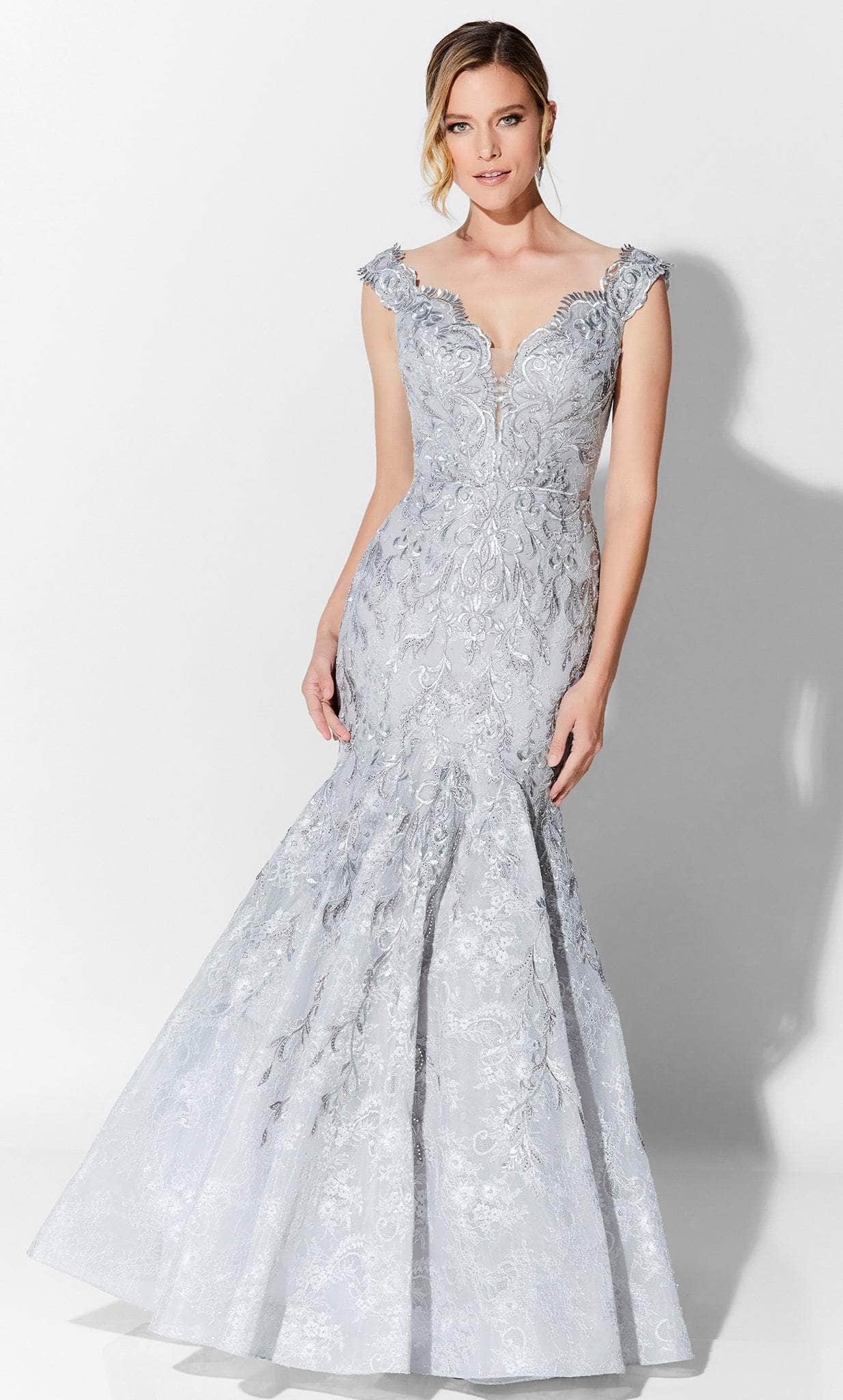 Lace Trumpet Formal Gown