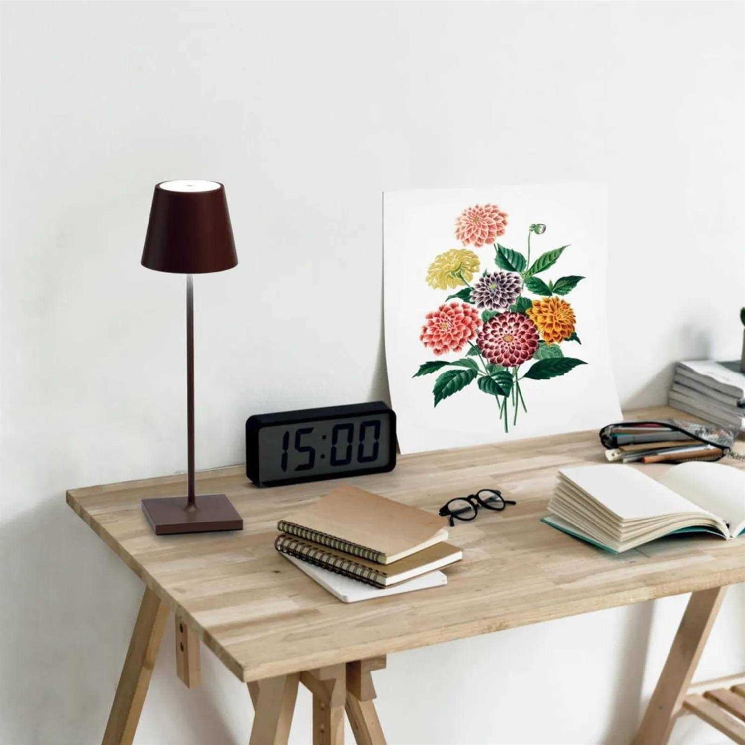 Ai Lati Poldina Pro Table Lamp