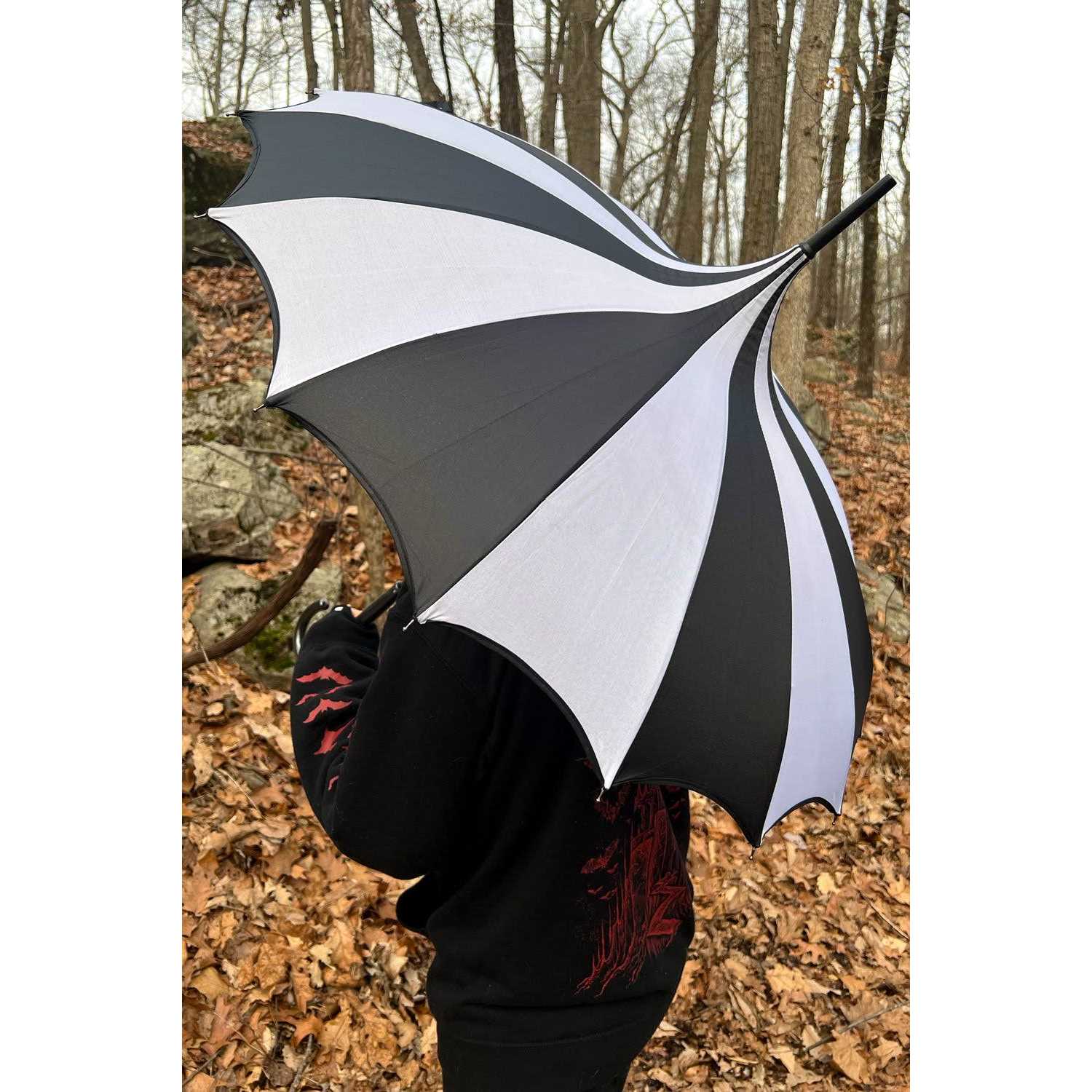Batwing Pagoda Umbrella — umbrellas VampireFreaks