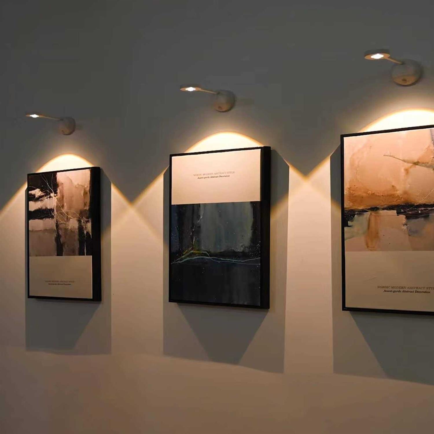 Yuewilai Wireless Picture Light Battery Operated, 2200mAH Rechargeable Painting Light with Motion Sensor and Rotatable Light Tube