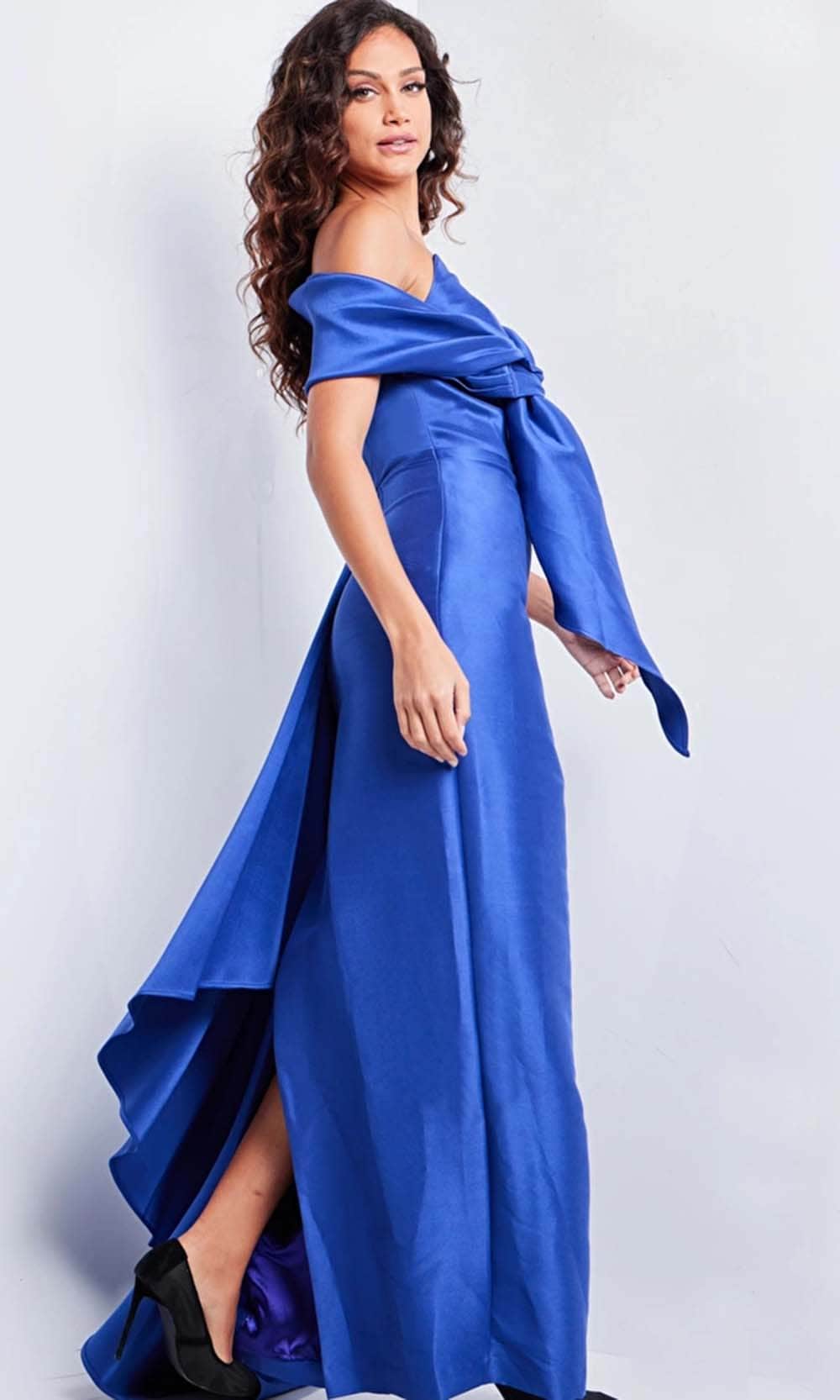 Bow Accented Evening Dress