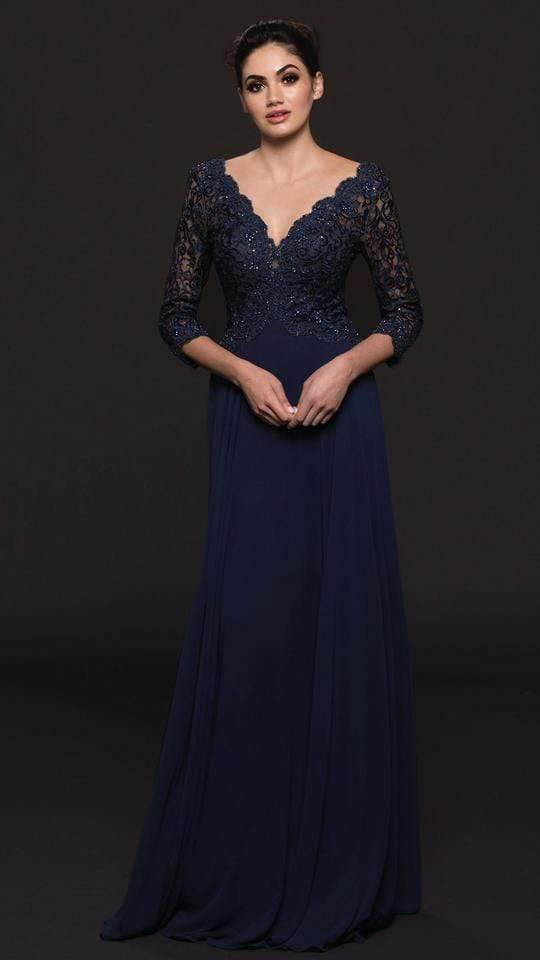 M225 Quarter Sleeve Scalloped Lace Gown
