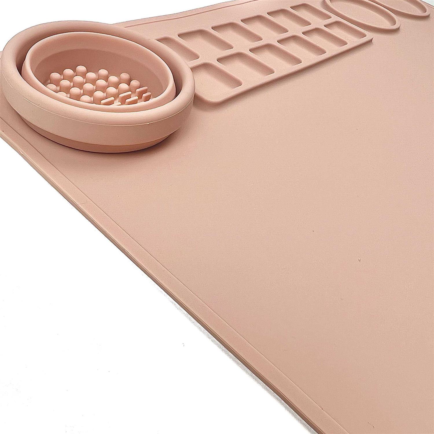 Cheek’s Paper Room-Creator Silicone Craft Mat for Painting and Crafts Large Mat with Collapsible Paint Brush Cleaner for Painting