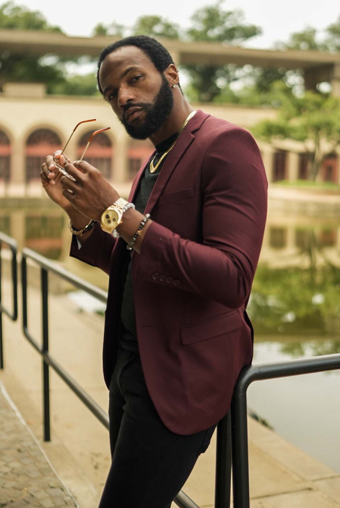 Men’s Basic 2 Button Slim Fit Wedding Suit in Burgundy