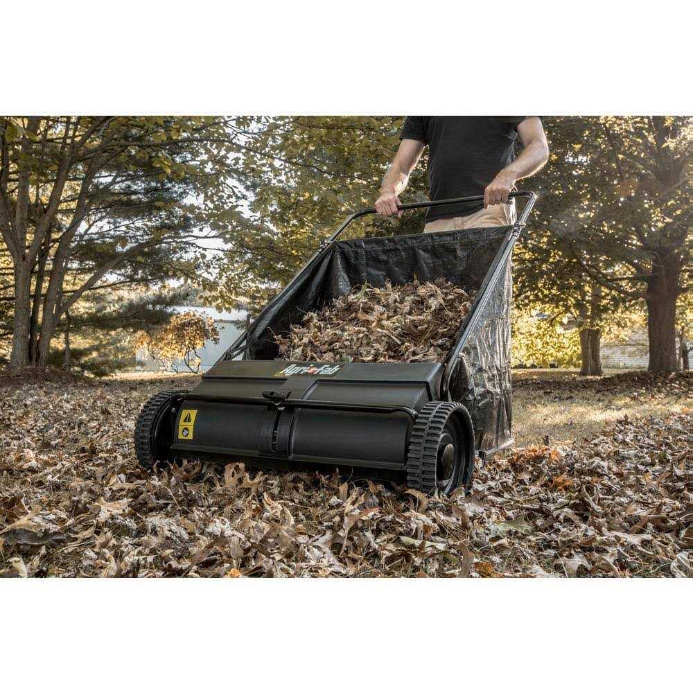 Agri-Fab 26 in. Push Lawn Sweeper 45-0218