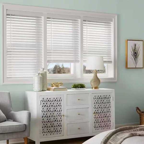 True Fine Richland 24.5 in. Beige/Gold Indoor Table Lamp Set with White Linen Shade 20030T-2PK