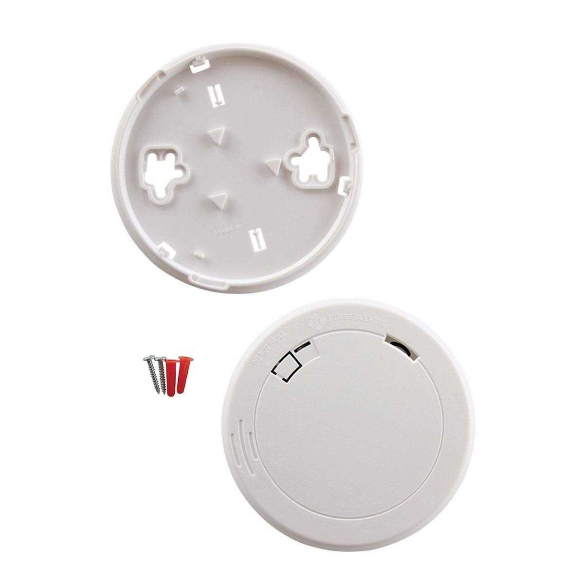 First Alert Slim Photoelectric Smoke Alarm with 10-Year Battery