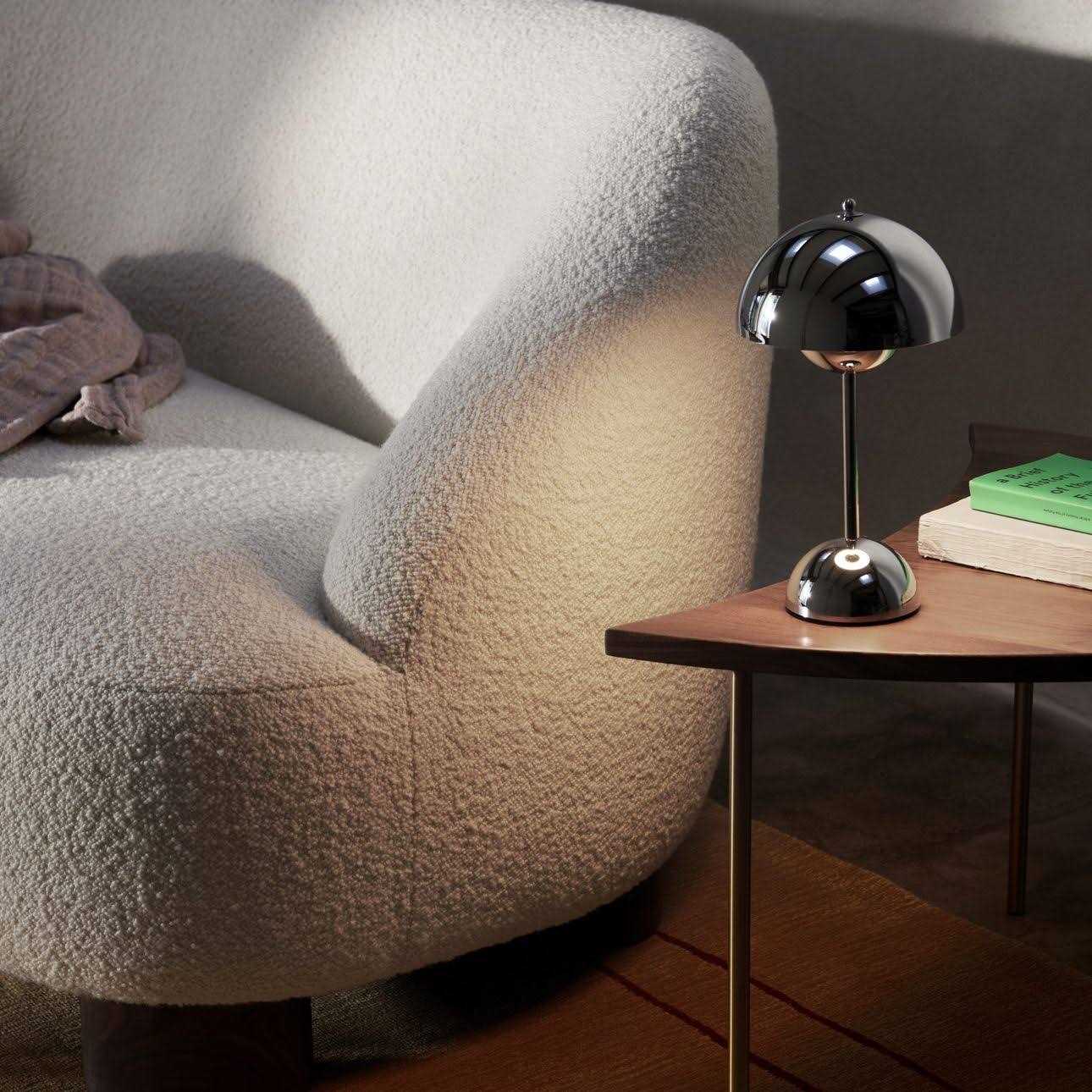 &Tradition Flowerpot VP9 Portable Table Lamp