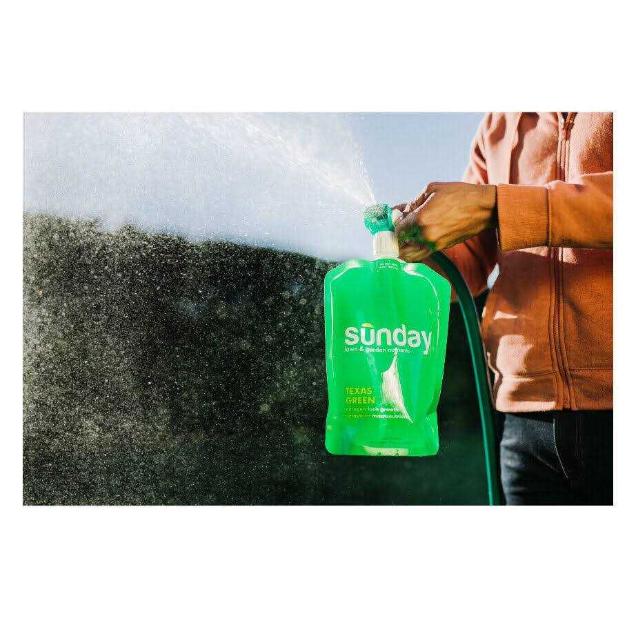 Sunday 42.3oz Texas Green Lawn Fertilizer